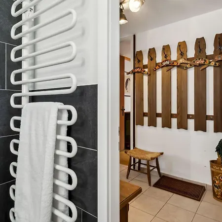 Apartamento Nr-63 Haus Ladina By Interhome